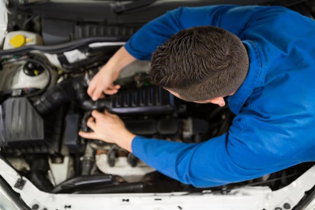 Customer reviews showcasing Busy Bots Auto Repair excellence